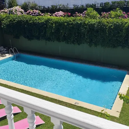 La Casa Azul Con Piscina Casa de Férias *