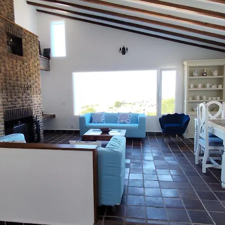 La Casa Azul Con Piscina Miengo